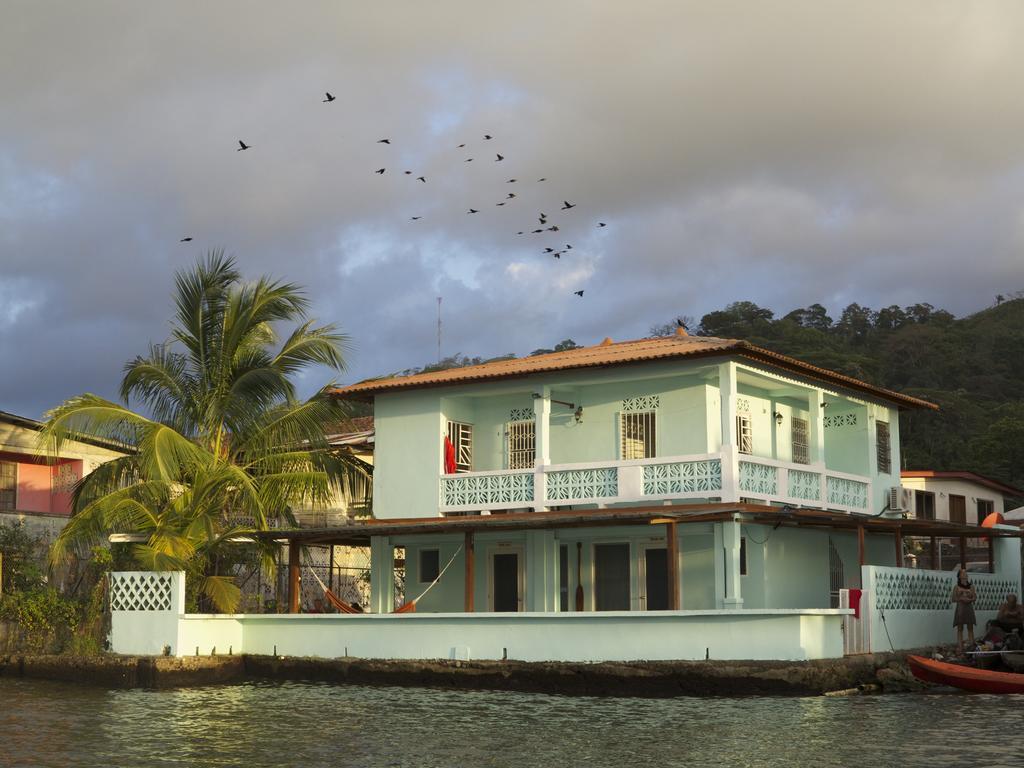 Casa Del Rayo Verde Hotelito Solidario Портобело Экстерьер фото