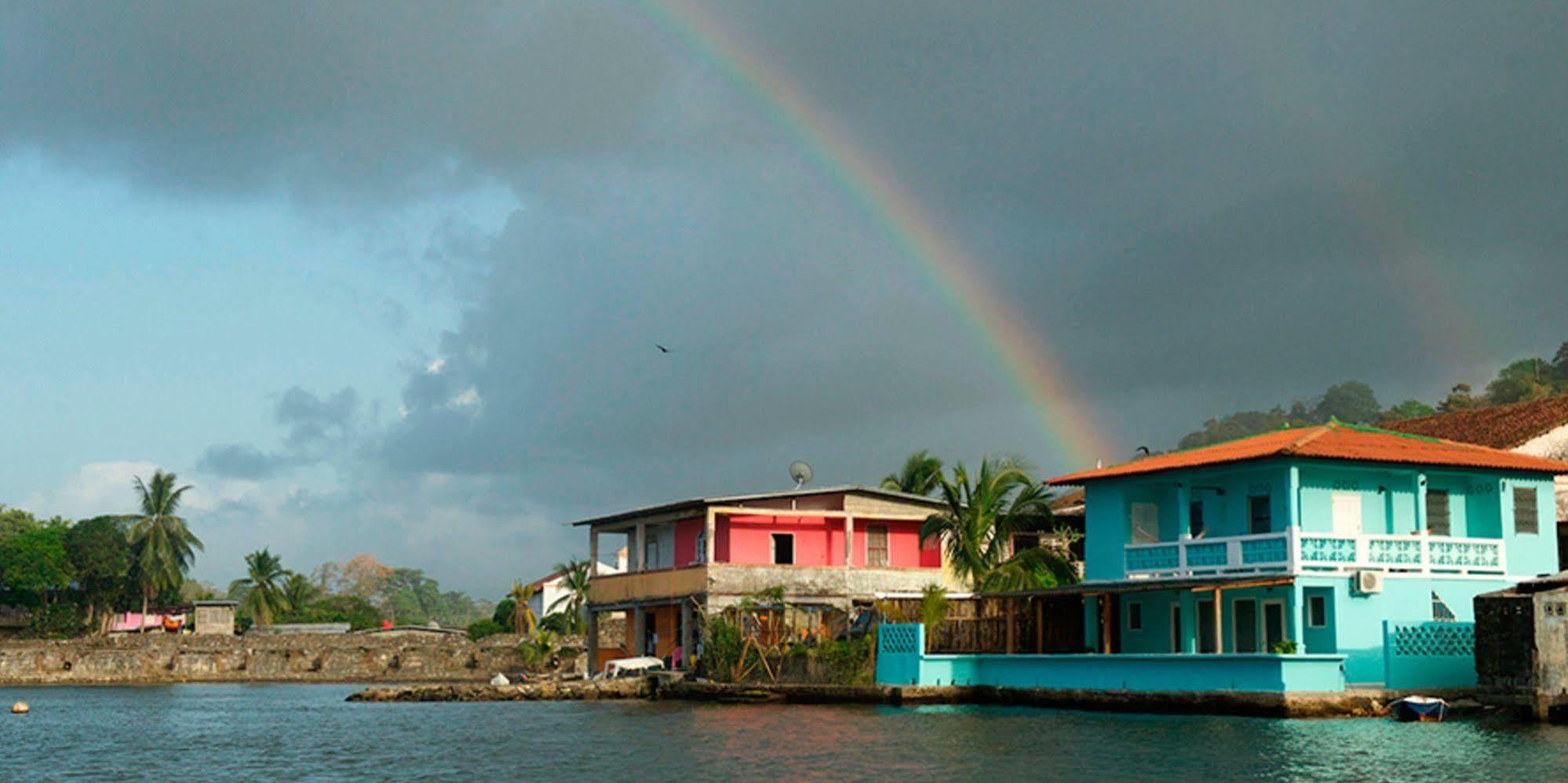 Casa Del Rayo Verde Hotelito Solidario Портобело Экстерьер фото