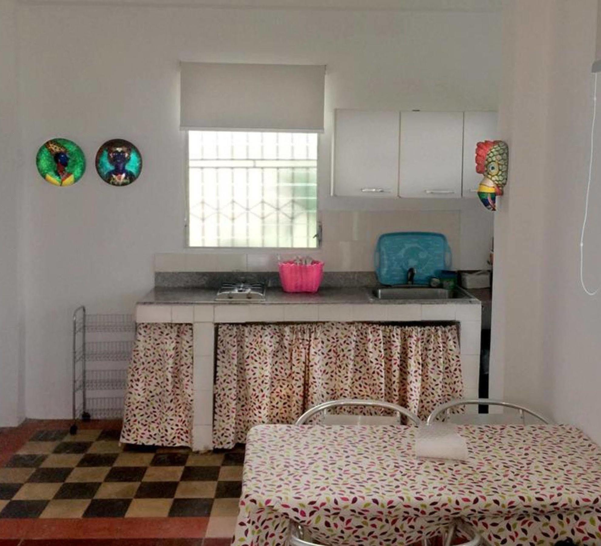 Casa Del Rayo Verde Hotelito Solidario Портобело Экстерьер фото